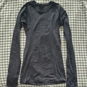 Lululemon long sleeve dark gray